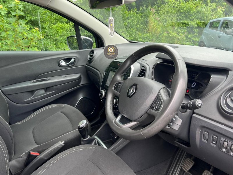 RENAULT CAPTUR