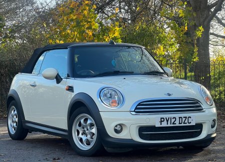 MINI CONVERTIBLE 1.6 Cooper D Euro 5 (s/s) 2dr