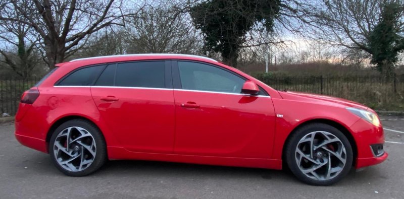 VAUXHALL INSIGNIA