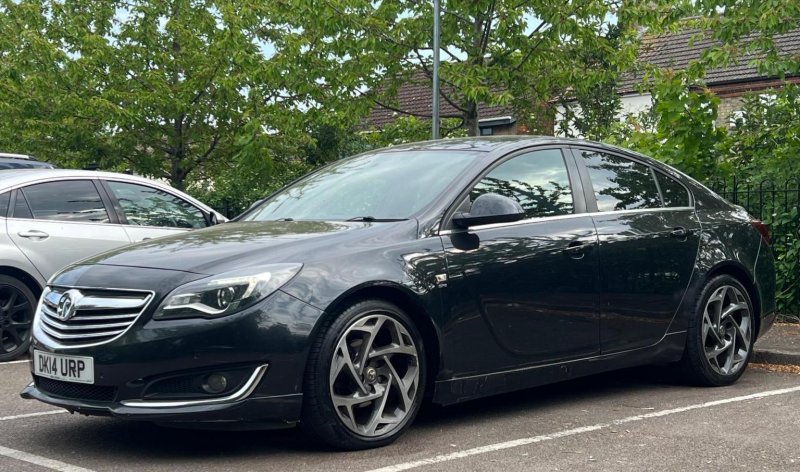 VAUXHALL INSIGNIA