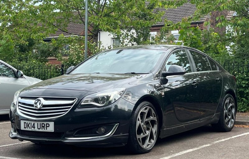 VAUXHALL INSIGNIA