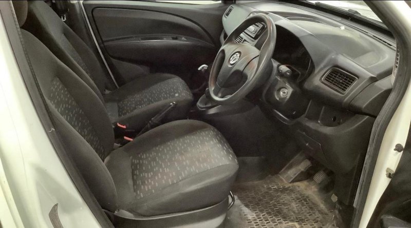 VAUXHALL COMBO