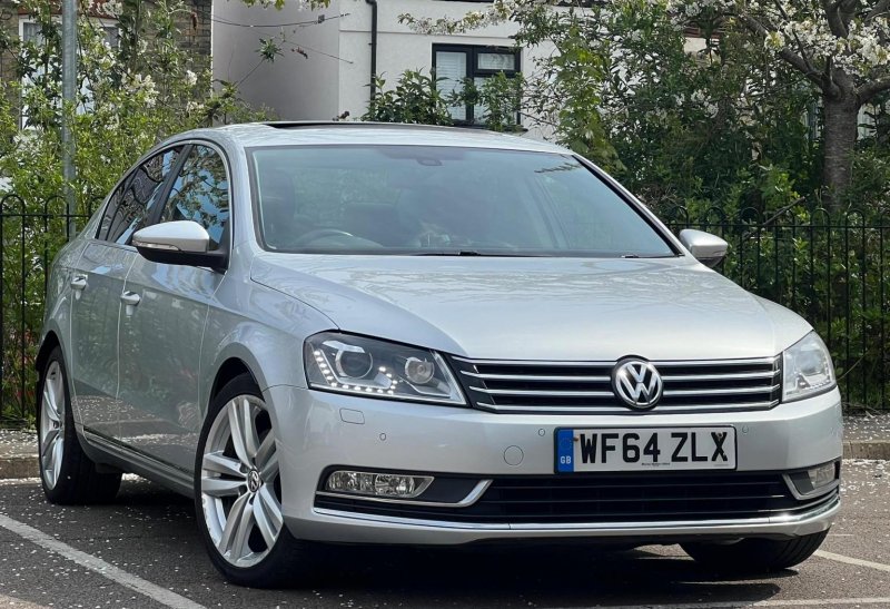 VOLKSWAGEN PASSAT